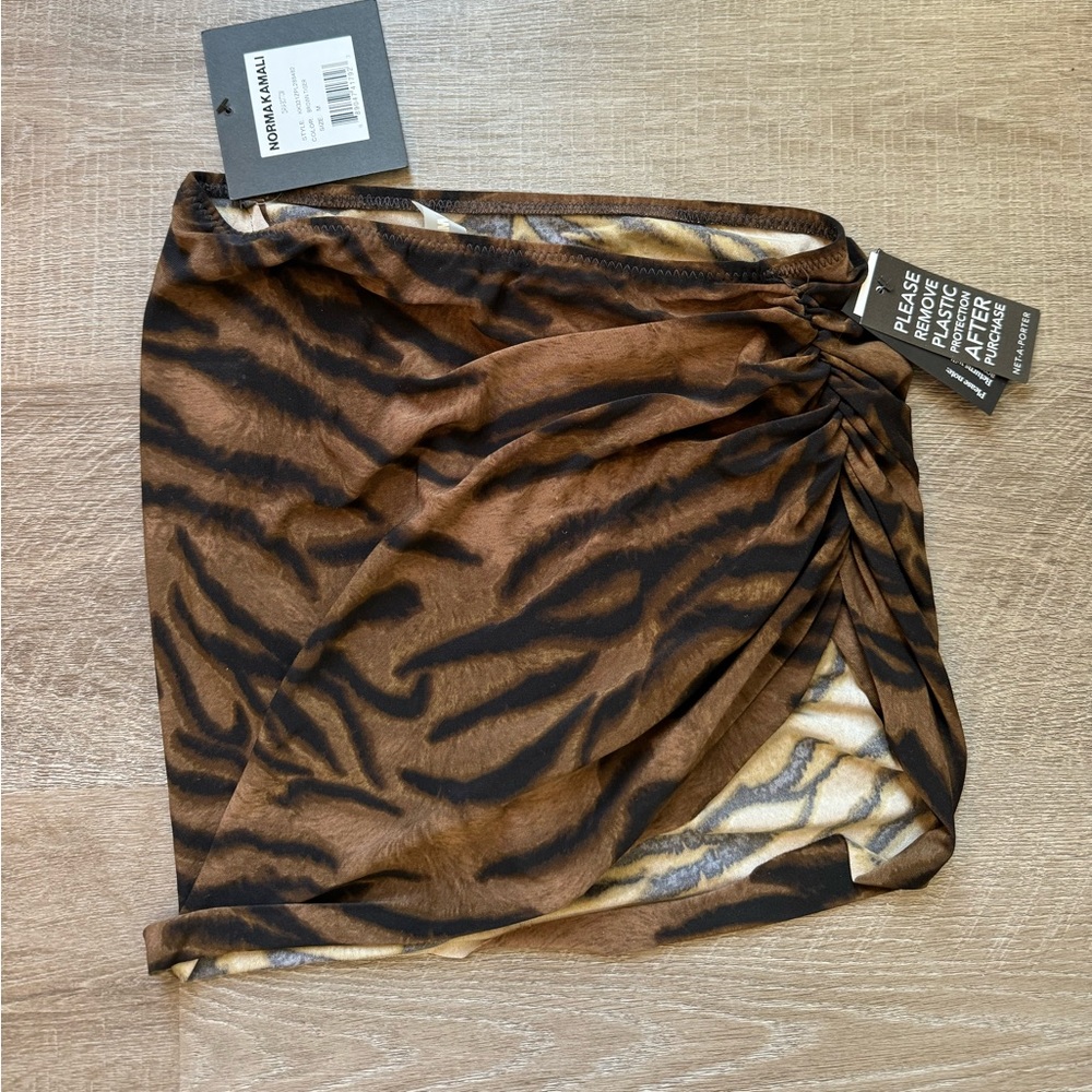 NEVER WORN swim skirt